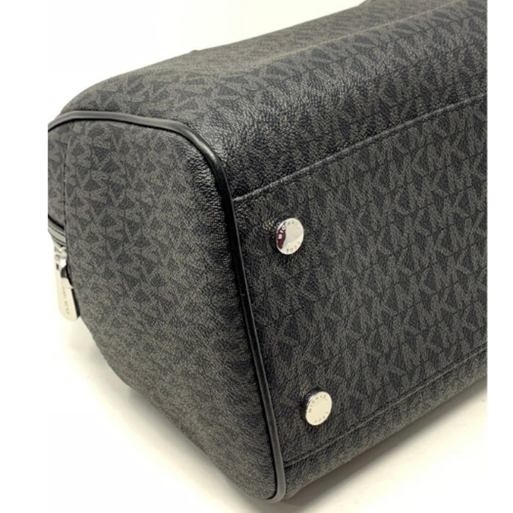 100% Auth MICHAEL Michael Kors Crossbody Bag - Picture 6 of 8